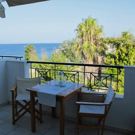 Fokais Beach Apartment Nea Fokea Exterior photo